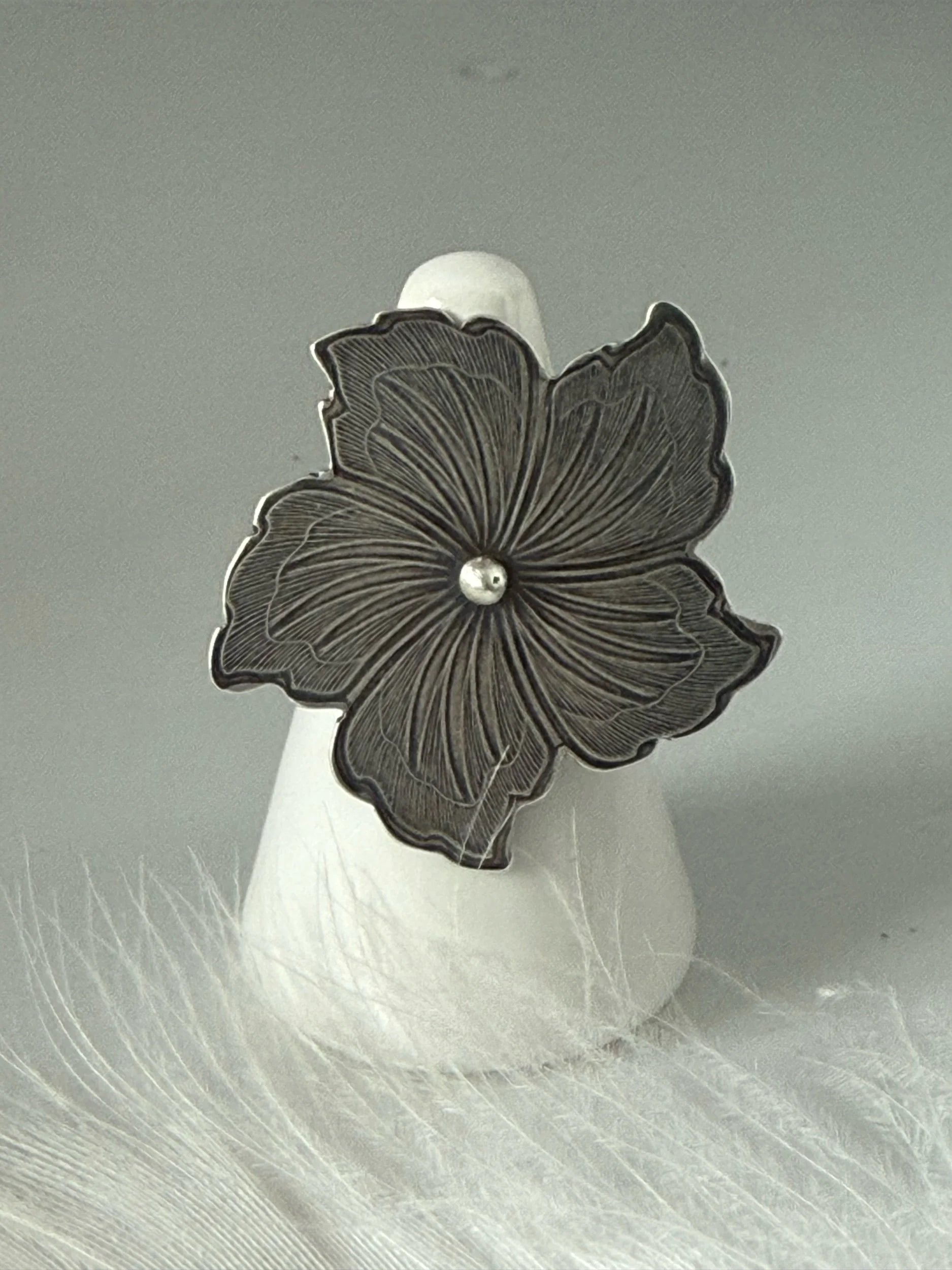 Silver Hibiscus Flower Ring