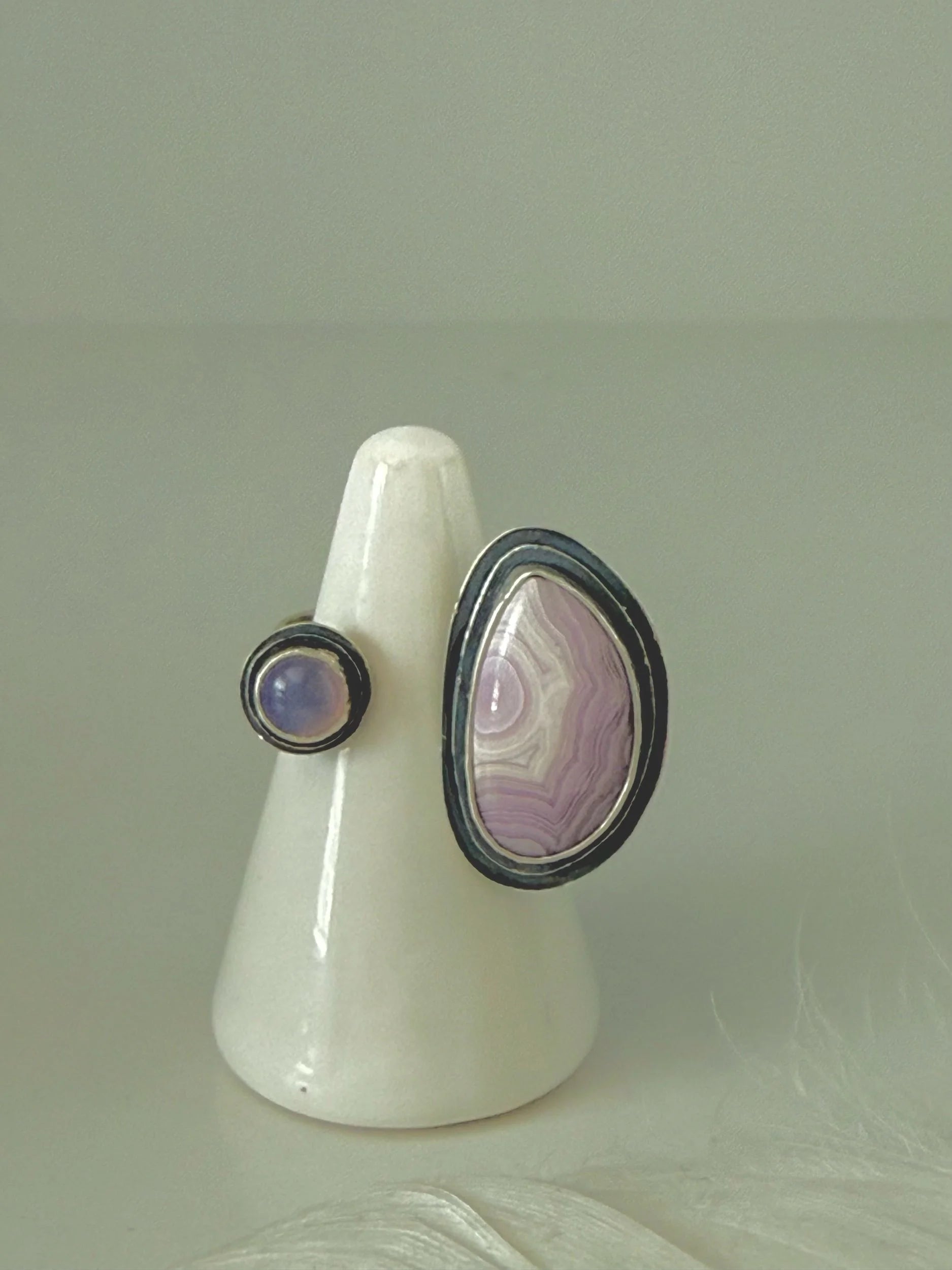 Open Concept Laguna Agate & Holley Lavender Chalcedony