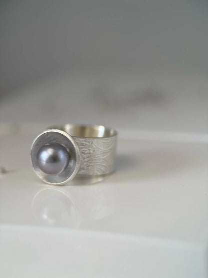 Gray Pearl and Silver Ring