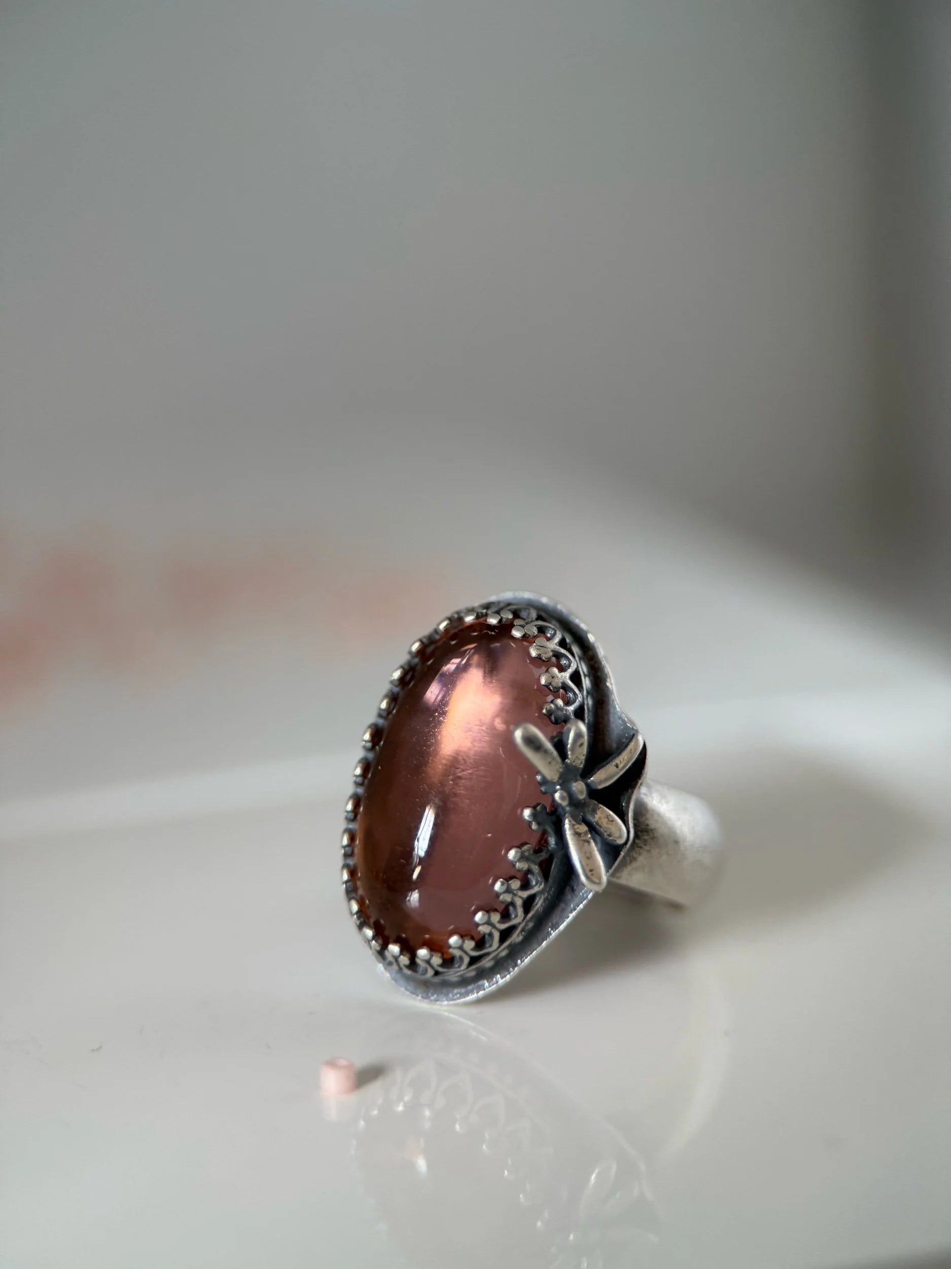 Peach Fuzz Saphyr Stone Dragonfly Ring