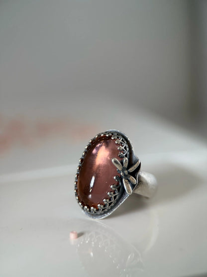 Peach Fuzz Saphyr Stone Dragonfly Ring