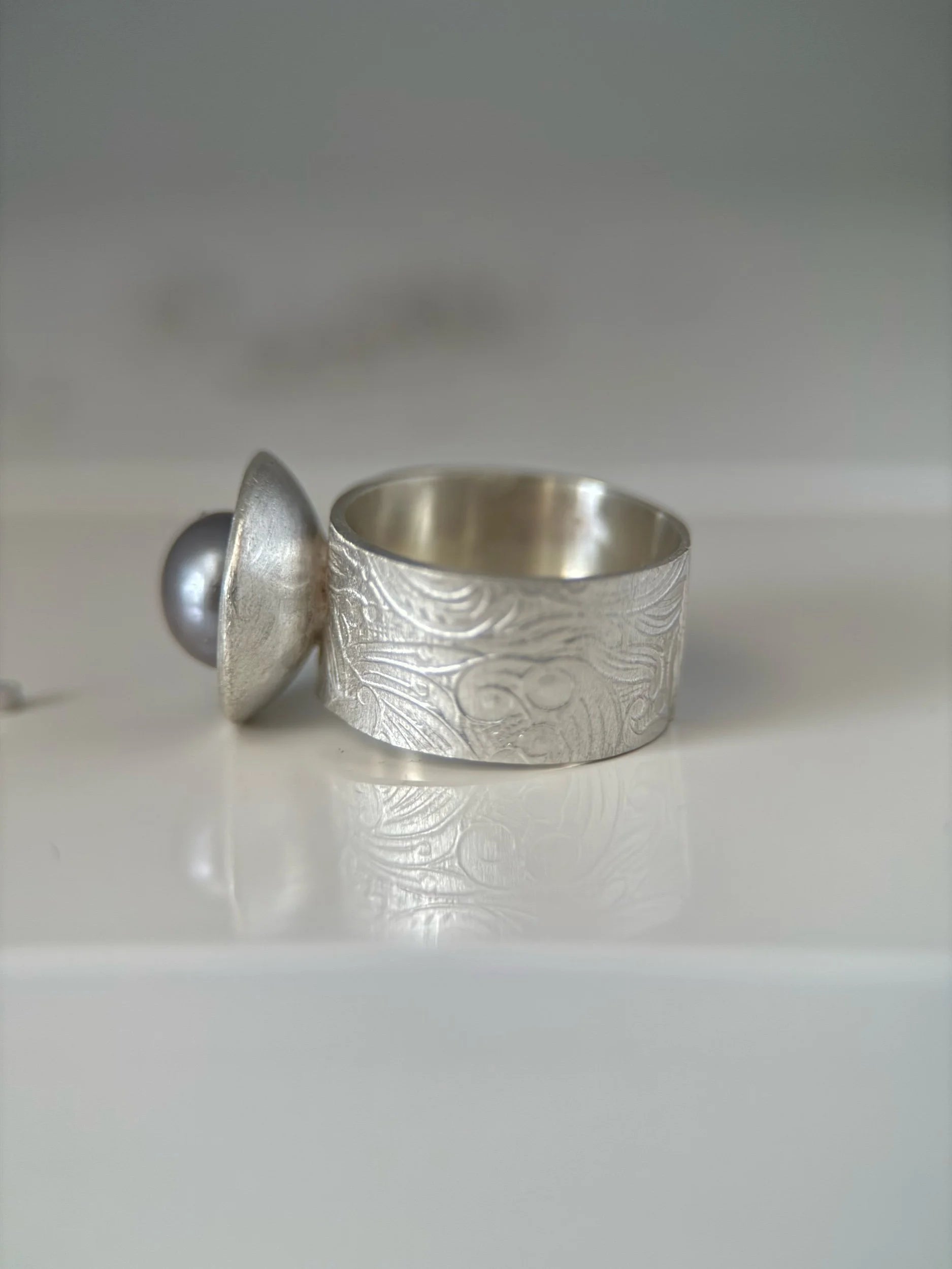 Gray Pearl and Silver Ring