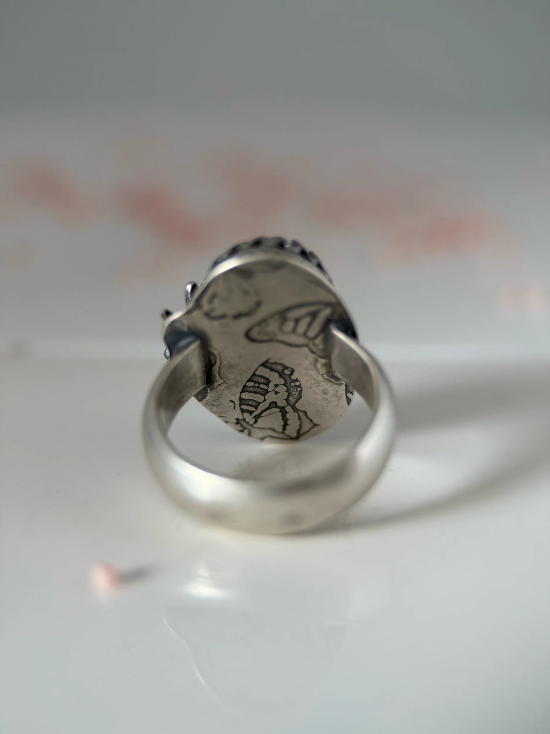 Peach Fuzz Saphyr Stone Dragonfly Ring