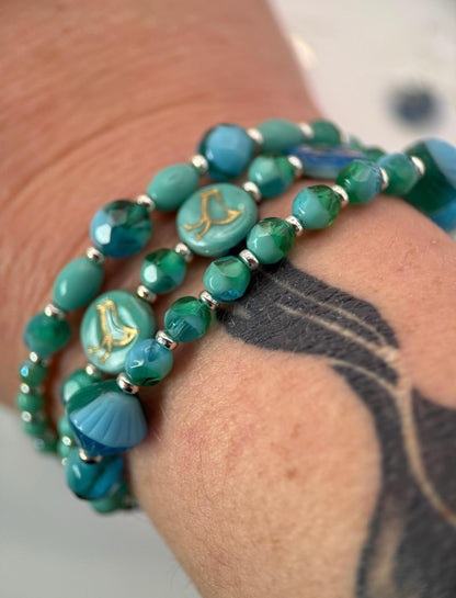 Medium Turquoise Bird Czech Glass Bracelet and Earrings Set