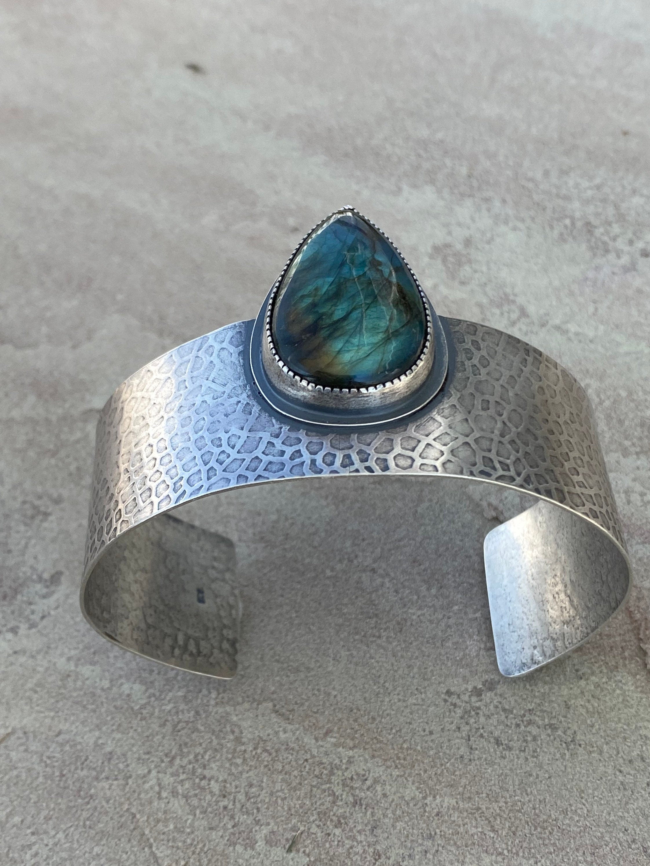 Blue Green Labradorite Silver Cuff