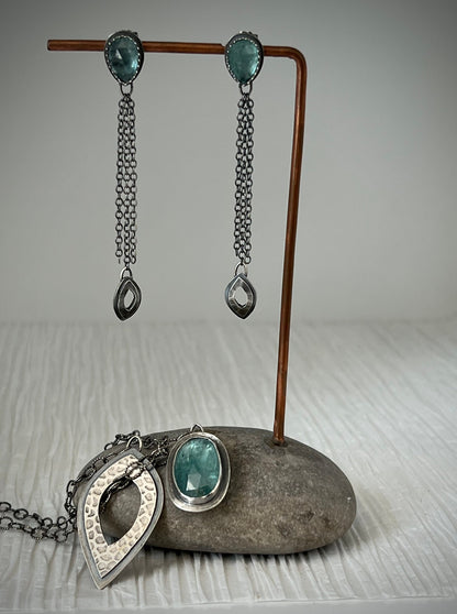 Oval Aqua Kyanite Lariat Necklace ~ Sea Ice Collection