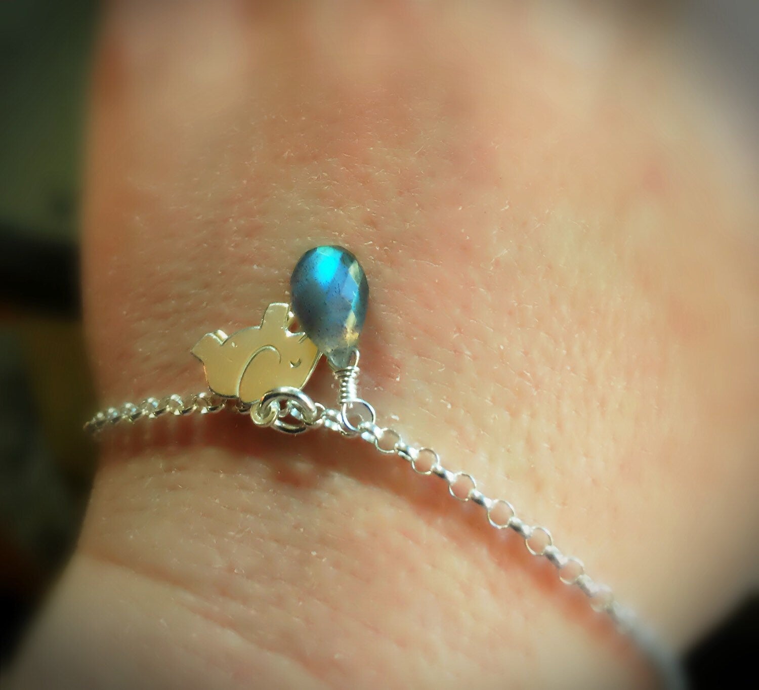 Adorable Sterling Silver Elephant and Blue/Green Fire Labradorite Bracelet